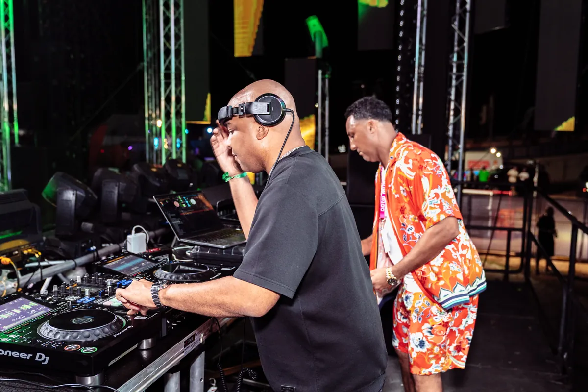 OOTW 2026 festival photo 08, Camana Bay, Grand Cayman