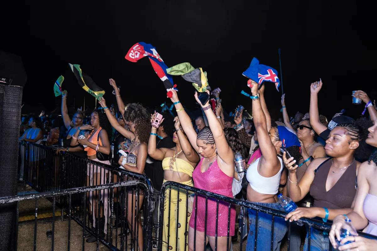 OOTW 2026 festival photo 05, Camana Bay, Grand Cayman